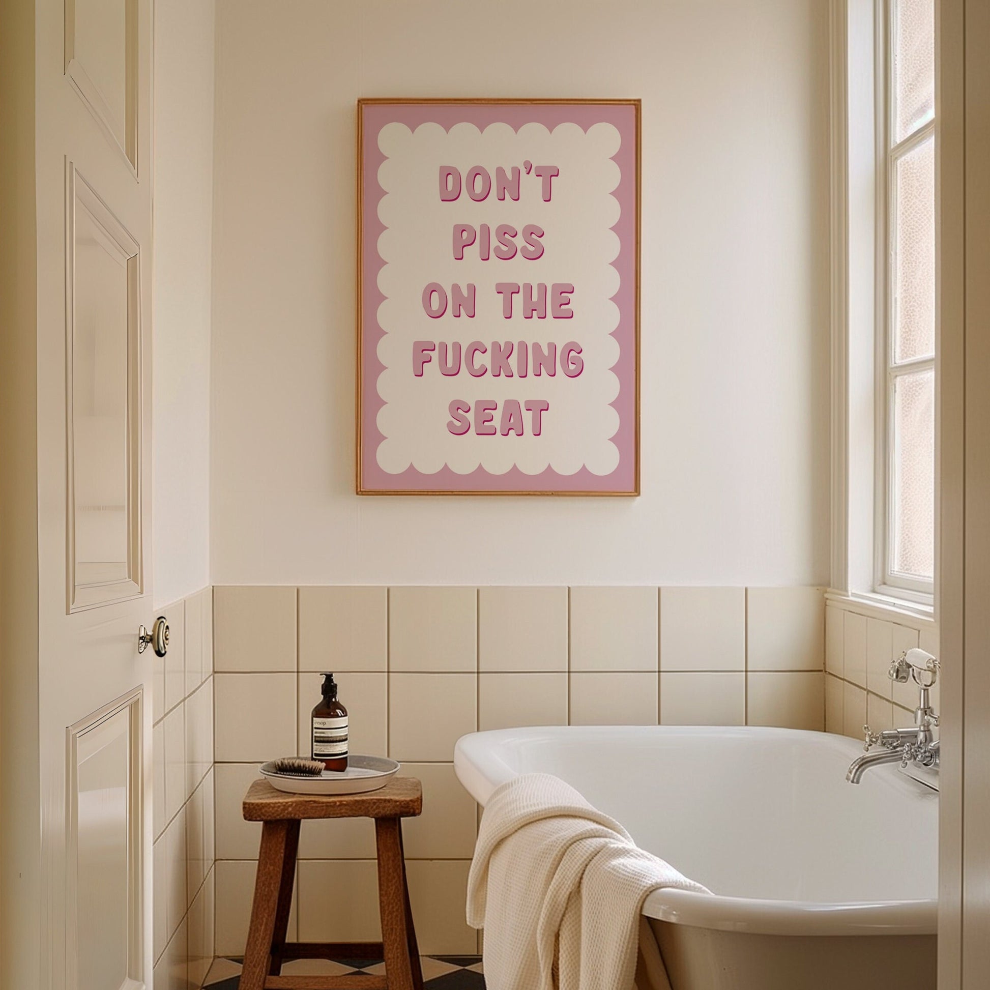 dont piss on the fucking seat pink scallop border